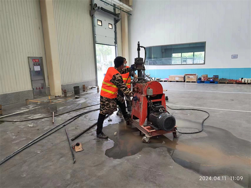 法库厂房地面下沉塌陷注浆加固施工